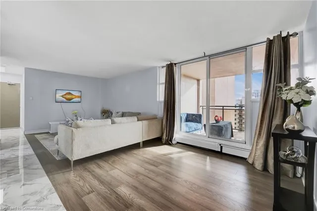 Additional image 12 of 975 Warwick Crt Unit 1107