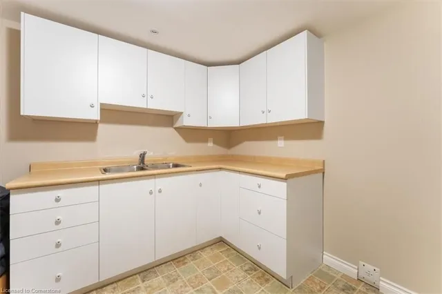 Additional image 32 of 243 Crestwood St