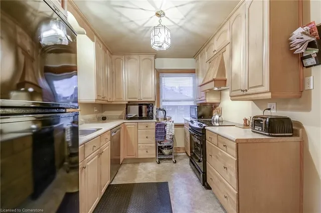 Additional image 13 of 8 Bromley Rd