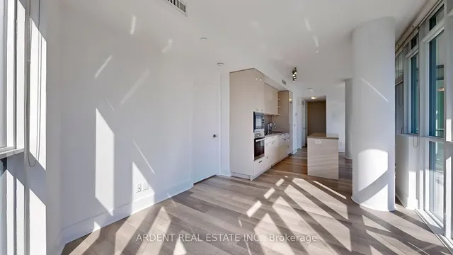 Additional image 14 of 32 Davenport Rd Unit 1107