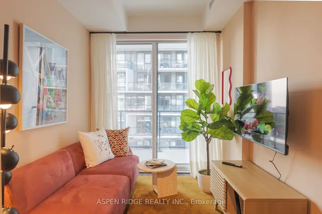 Additional image 6 of 9 Tecumseth St Unit 822