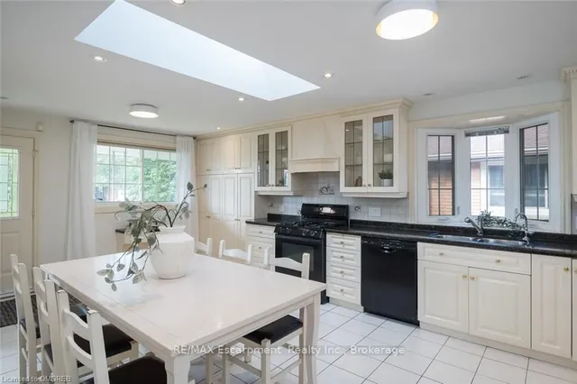 Additional image 7 of 172 OAKLAND Dr