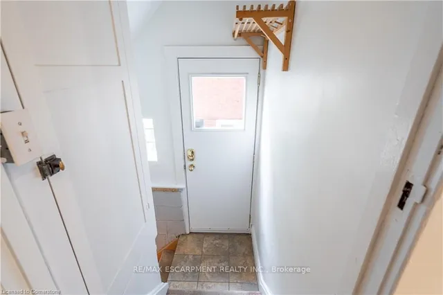 Additional image 12 of 56 Newton Ave