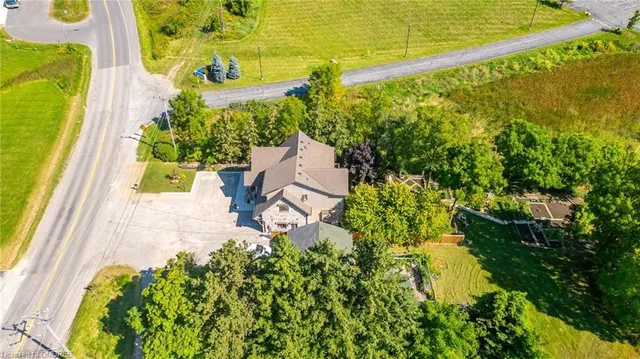 Additional image 40 of 81 Glancaster Rd