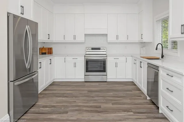 Additional image 17 of 137 Peter St