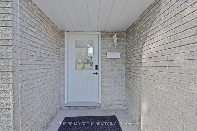 Additional image 7 of 11 Queenslea Dr Unit 149