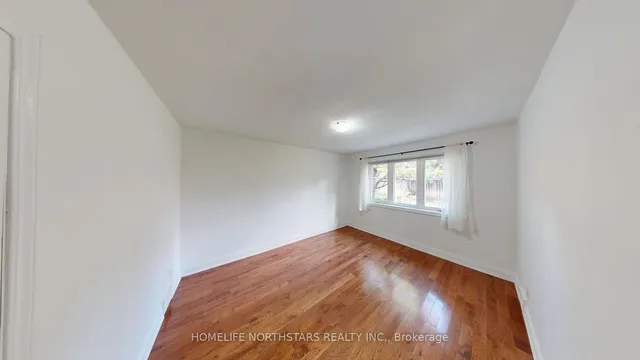 Additional image 23 of 65 Lexfield Ave