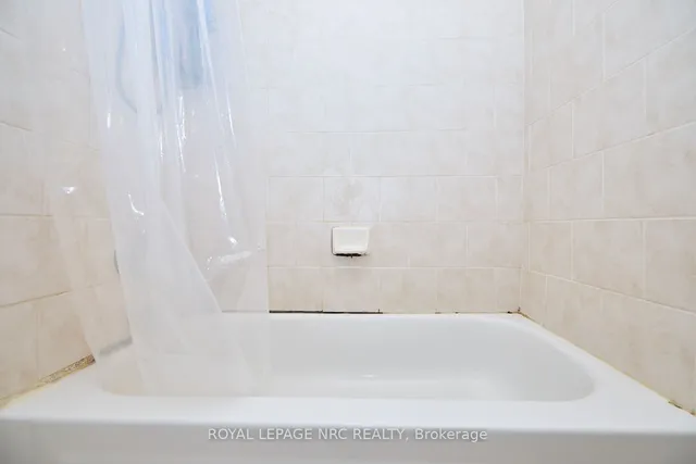 Additional image 16 of 23 Dynasty Ave Unit 4