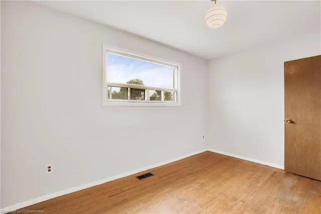 Additional image 12 of 77 Greenford Dr