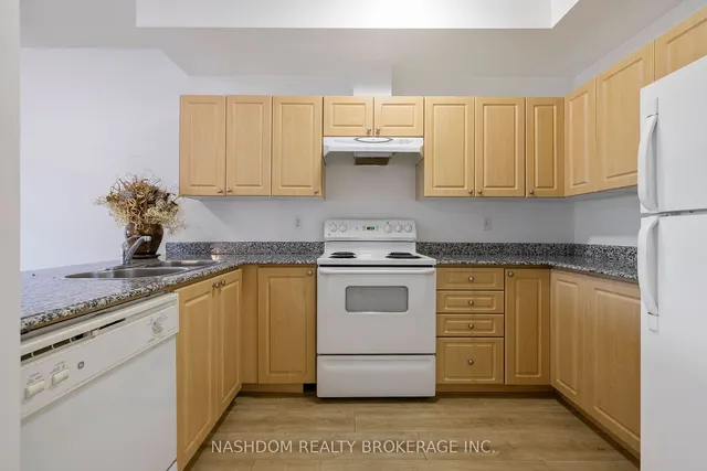 Additional image 5 of 135 James St Unit 803