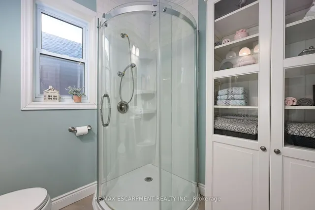 Additional image 21 of 85 Barons Ave