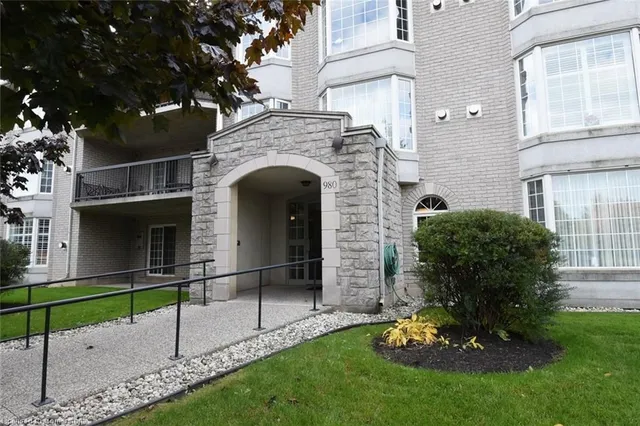 980 Golf Links Rd Unit 309