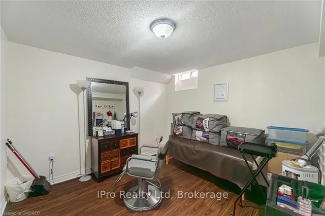 Additional image 38 of 675 THOMPSON Rd