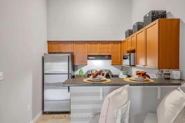 Additional image 18 of 1340 Main St Unit 408