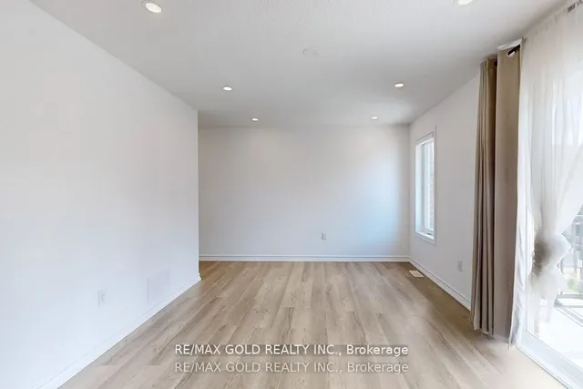 Additional image 16 of 445 Ontario St Unit 109