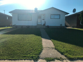 Additional image 4 of #13040 72 Street Northwest