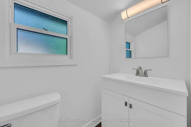 Additional image 18 of 21 Weir St