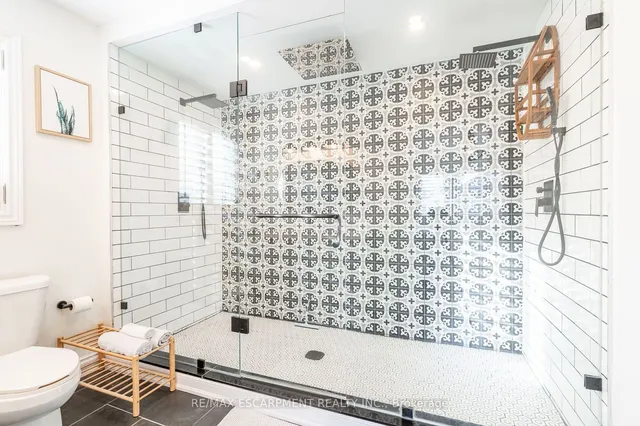 Additional image 19 of 71 Joshua Ave