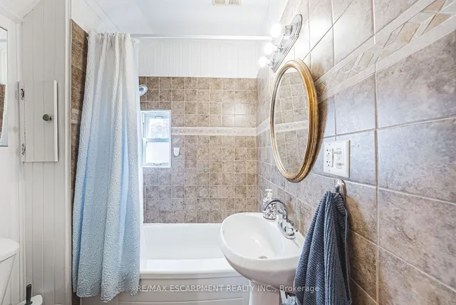 Additional image 26 of 62 Birch Ave