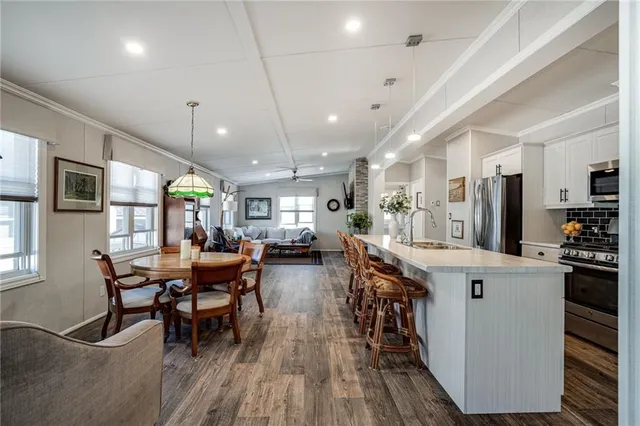 Additional image 9 of 4449 MILBUROUGH Line Unit 34 Ash St