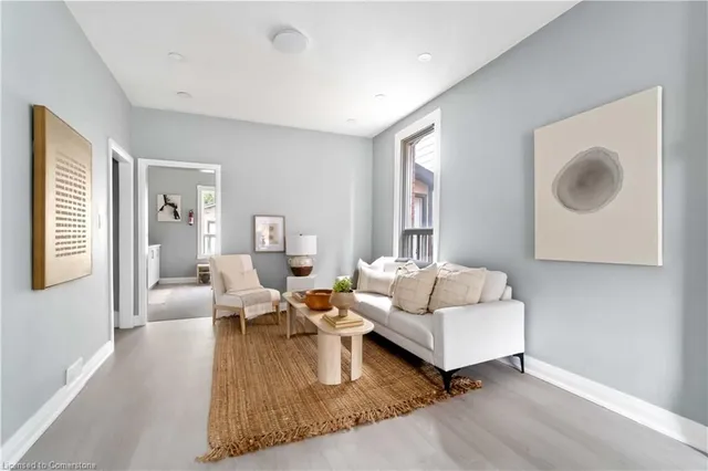 Additional image 6 of 43 Fullerton Ave