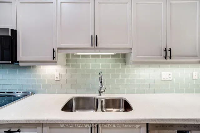 Additional image 22 of 19 Tallforest Tr