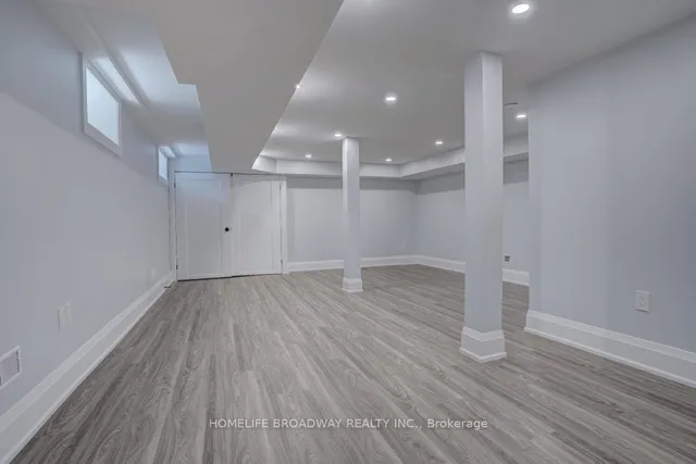 Additional image 27 of 75 Holmstead Ave