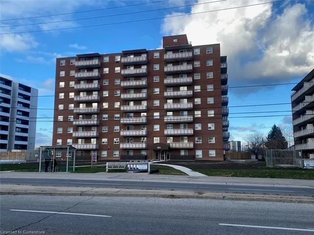 851 Queenston Rd Unit 607