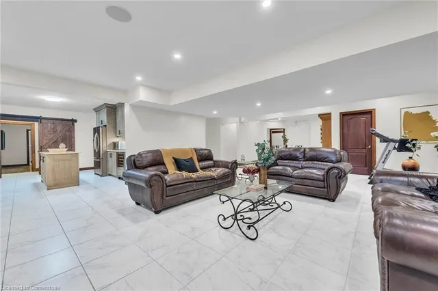 Additional image 31 of 117 Christopher Dr