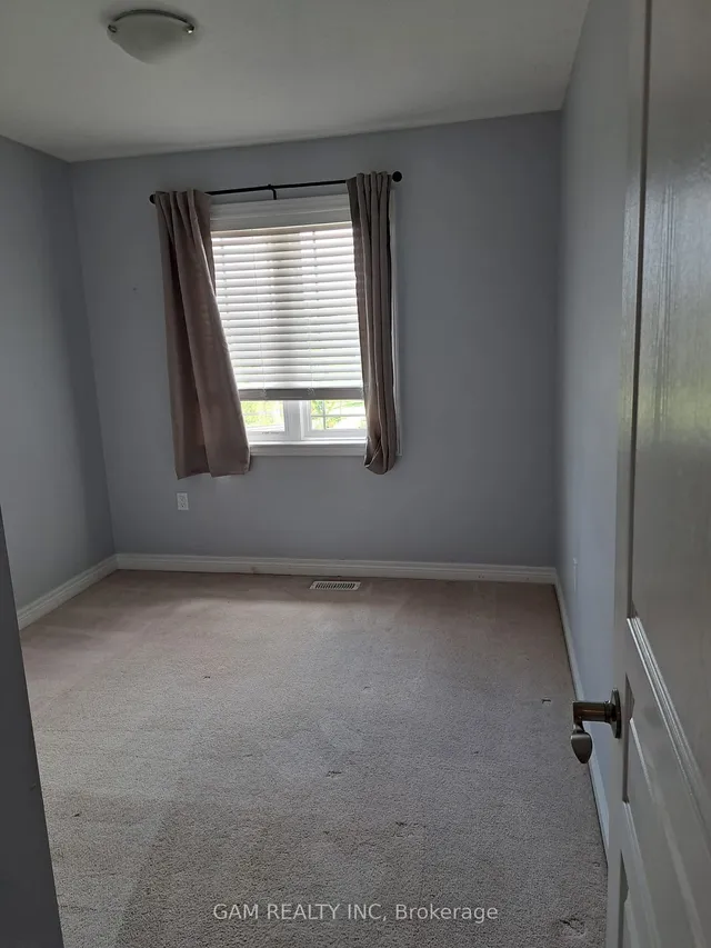 Additional image 8 of 10 Laureloak Lane