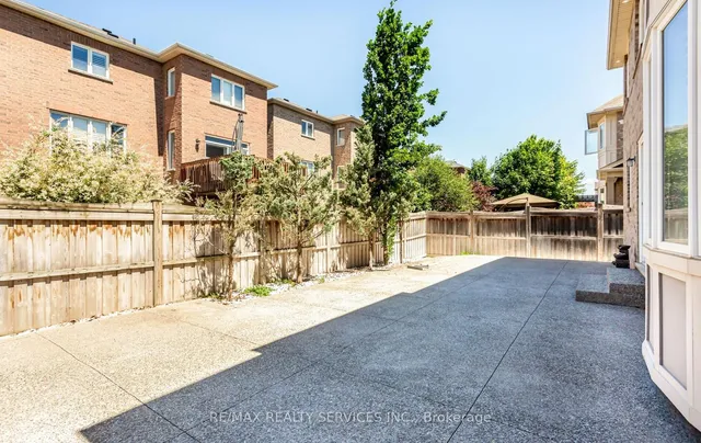 Additional image 38 of 409 Coombs Crt