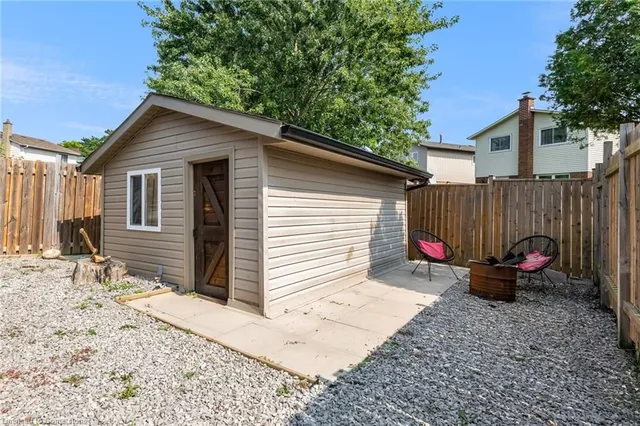 Additional image 29 of 65 Memorial Ave