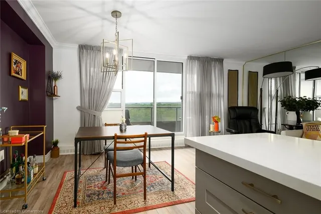 Additional image 16 of 1966 Main St Unit 1404