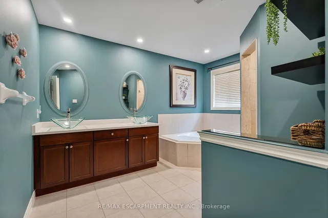 Additional image 17 of 575 STONEHENGE Dr