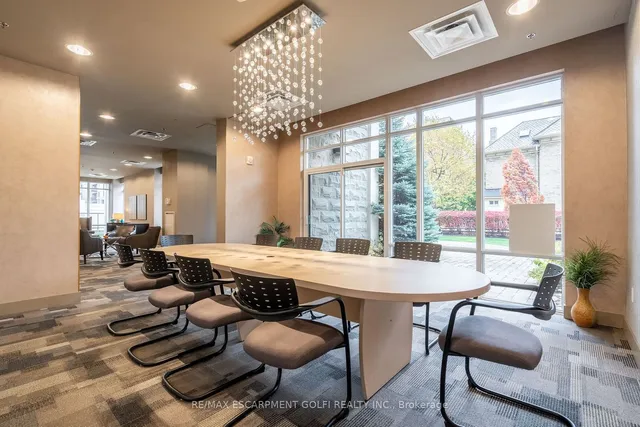 Additional image 33 of 90 Charlton Ave Unit 806