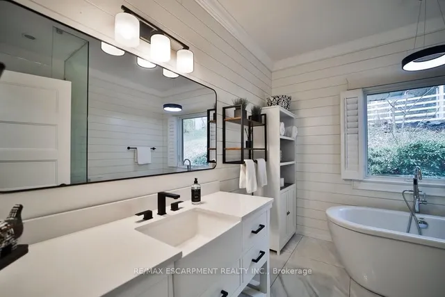 Additional image 14 of 4028 Millar Cres