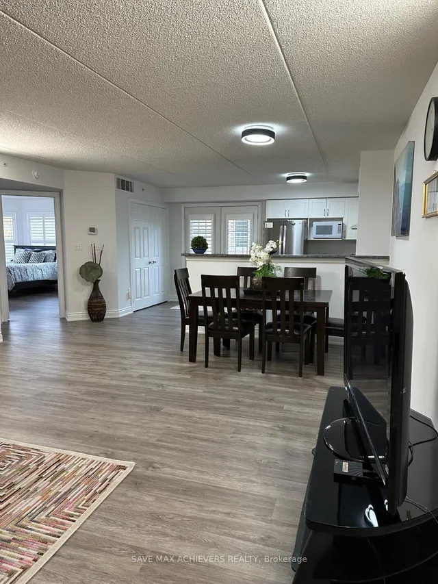 Additional image 10 of 1350 Main St Unit 310