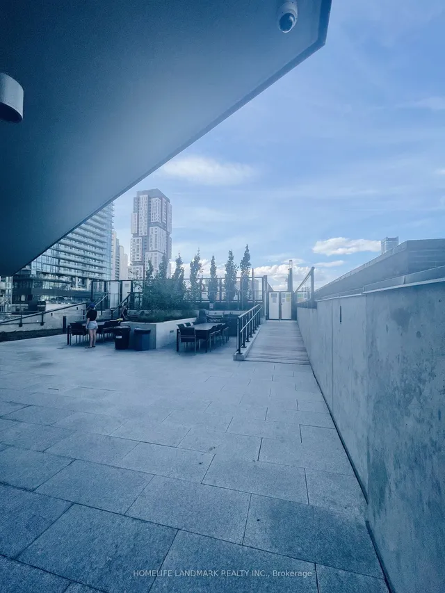 Additional image 19 of 99 John St Unit 1701