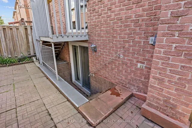 Additional image 28 of 96 Carnival Crt