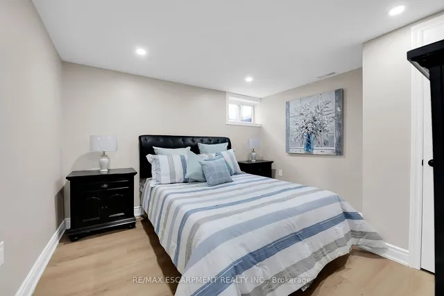 Additional image 21 of 67 Glendee Rd