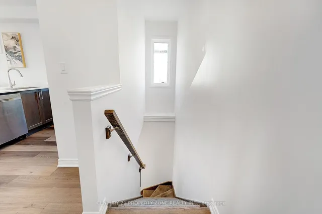 Additional image 21 of 61 Soho St Unit 102