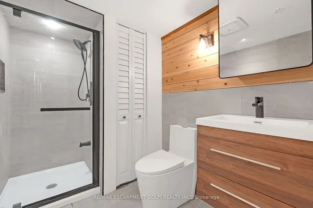 Additional image 22 of 46 Borers Creek Circ