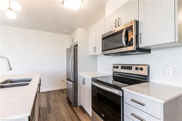 Additional image 2 of 479 Charlton Ave Unit 404