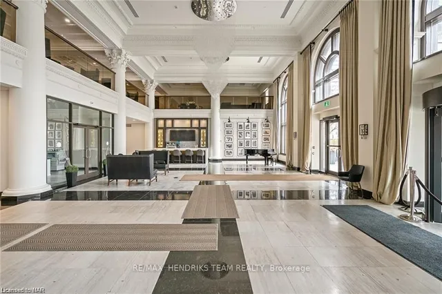 Additional image 5 of 112 KING St Unit LPH10