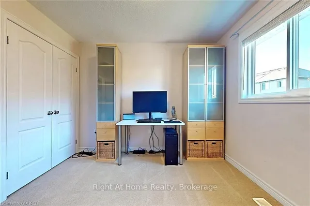 Additional image 30 of 15 BROOKING Crt