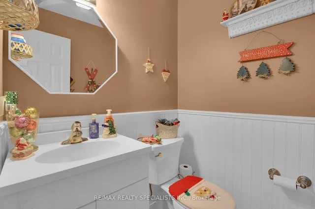 Additional image 21 of 11044 1st Line