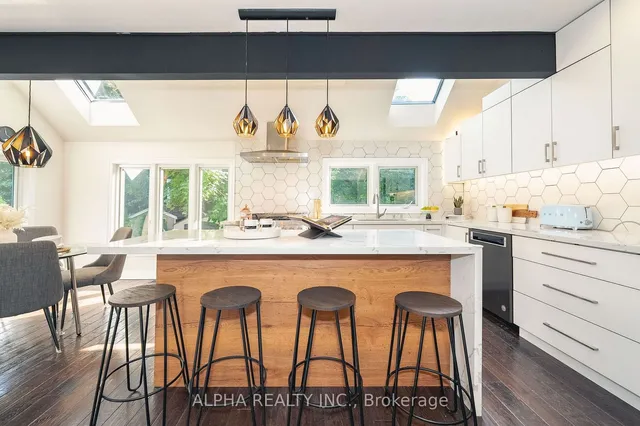 Additional image 16 of 3 Faircroft Blvd