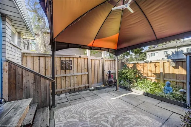 Additional image 39 of 1110 GARTH St Unit 11