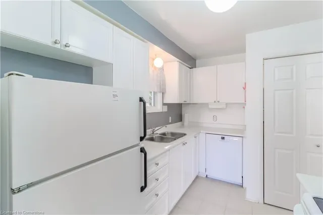 Additional image 12 of 331 Silverbirch Blvd