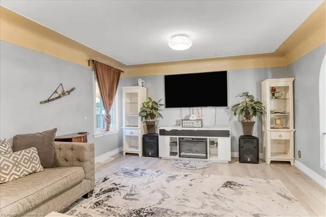 Additional image 13 of 118 Second St